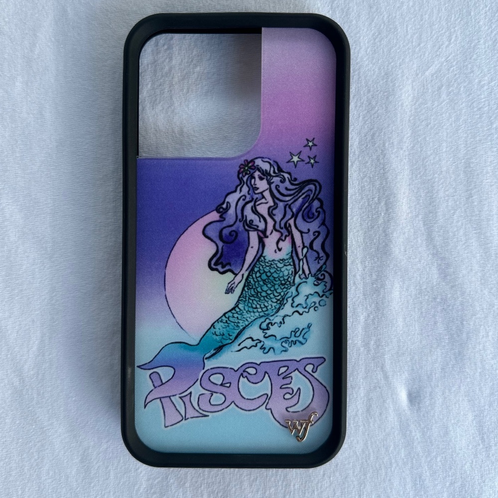 pisces iPhone 14 case